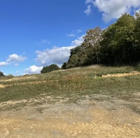 Terrain 446 m²