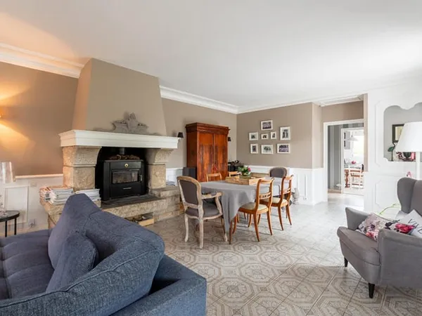 Maison familiale et jardin secret en centre ville