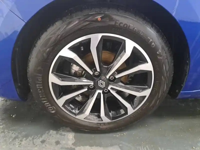 Renault Clio tce 90 ch gsr2 — photo 17