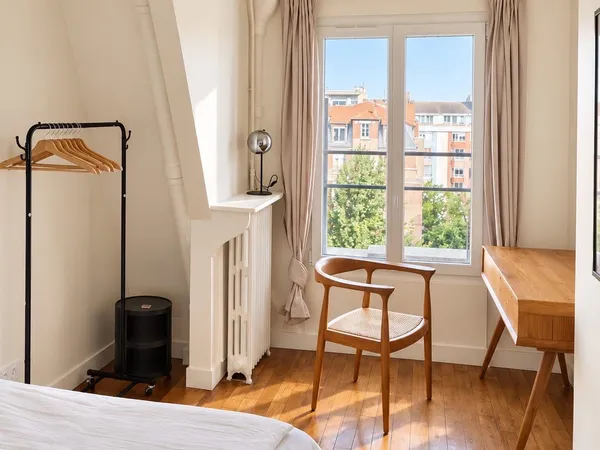Location T2 refait à neuf Paris 20e