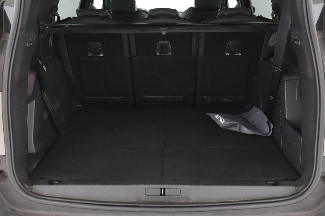 Peugeot 5008 1.5 Blue-HDi GT Line EAT8 — photo 16
