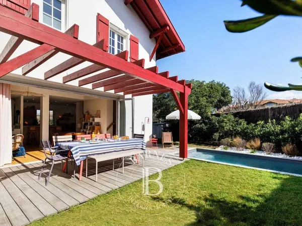Maison de luxe 4 pièces 125 m²