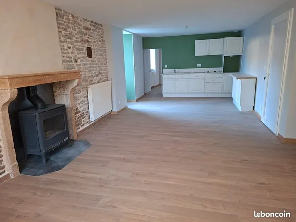 Loue maison individuelle avec terrain et grange/garage