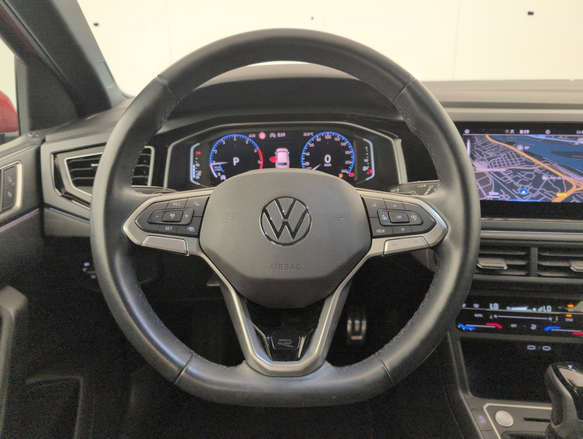 Volkswagen Polo — photo 14
