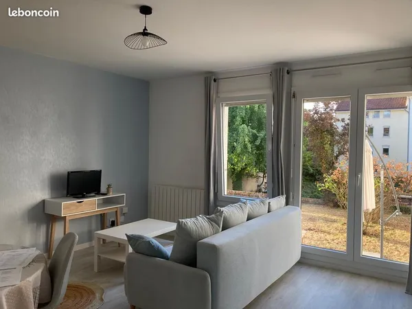 Appartement T2 meublé avec jardin et parking