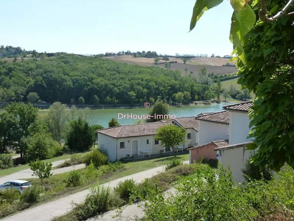 Immeuble 77 m²