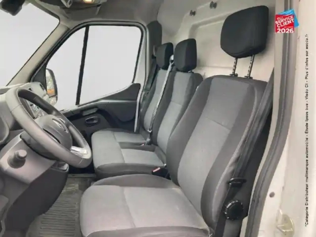 Renault Master fg f3500 l2h2 2.3 blue dci 135ch confort euro6 — photo 11