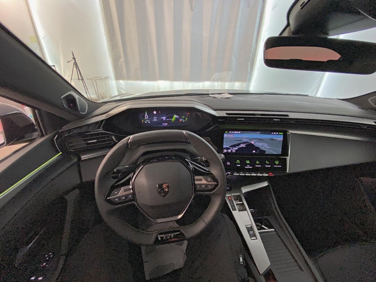 Peugeot 408 hybrid 145 e-dcs6 gt — photo 12