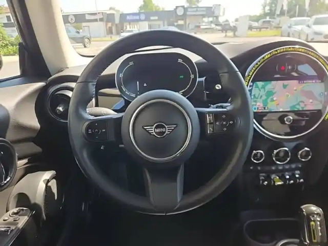 Mini Mini hatch 3 portes cooper se 184 ch — photo 6