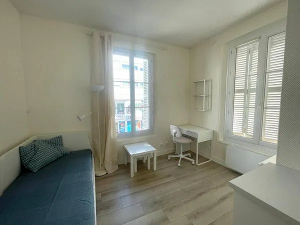 Studio 1 pièce 18 m²