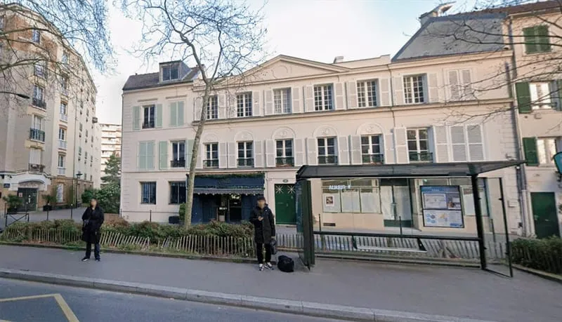 Photo 1