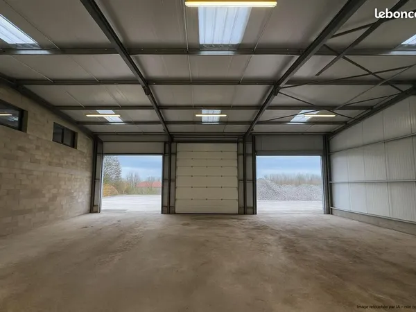 Local d'activité 259 m²
