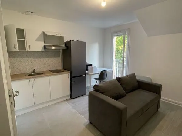 🏡 T2 meublé rénové de 23 m² - RER A à 7 min à pied
