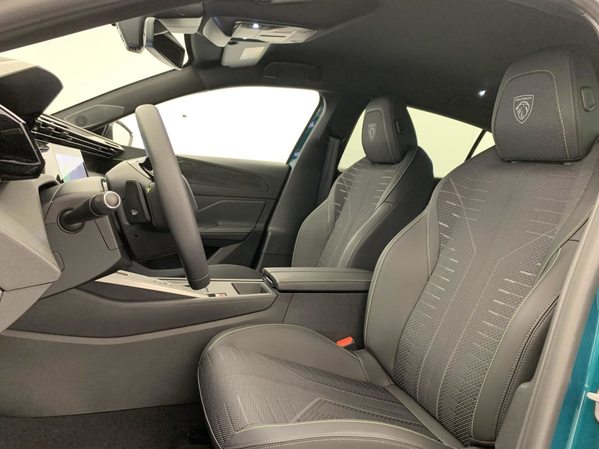 Peugeot 308 — photo 21
