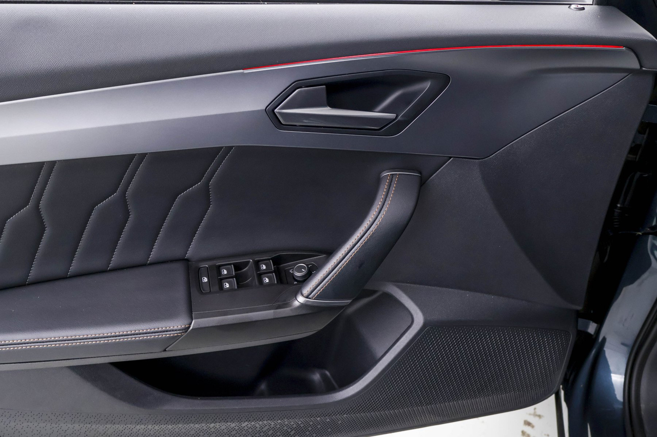Cupra FORMENTOR — photo 16
