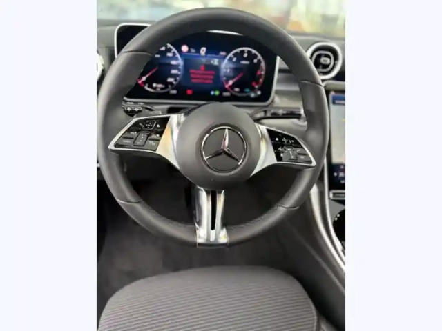 Mercedes Classe C 200 d avantgarde line — photo 2