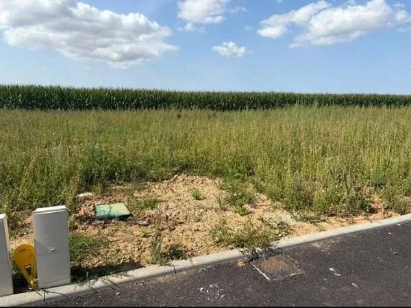 Terrain 504 m²