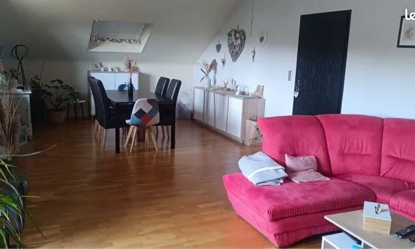 Appartement T3 de 100 m² avec 2 balcon - Holving
