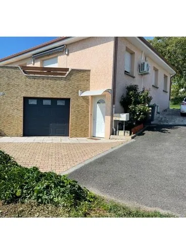 Maison Mitoyenne