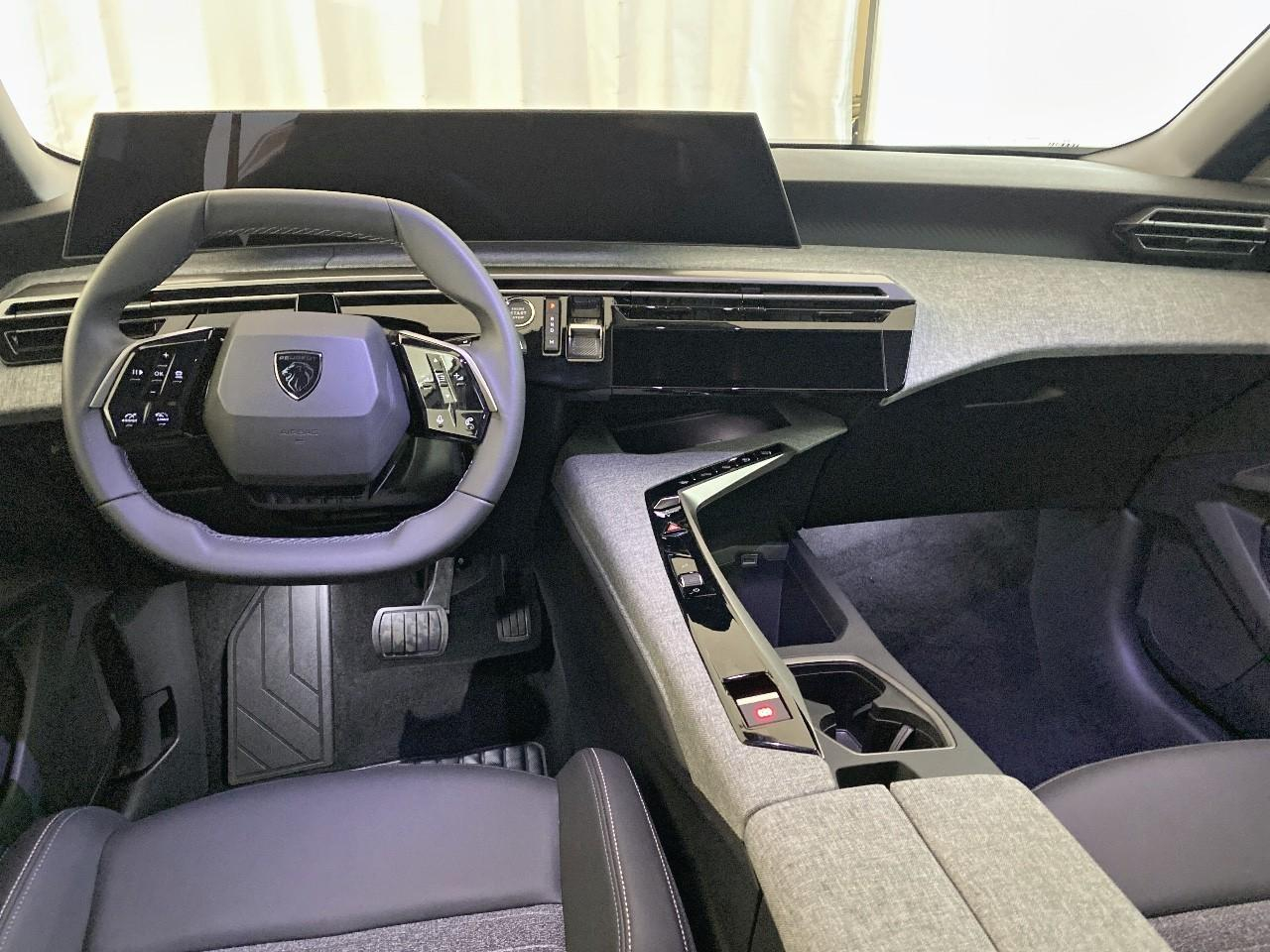 Peugeot 5008 hybrid 145 ch e-dcs6 allure — photo 8