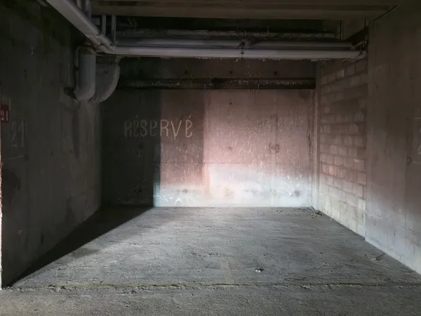 Parking 12 m²