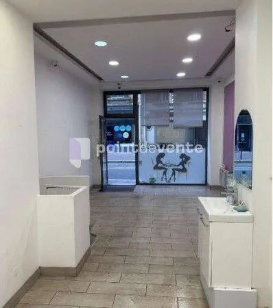 Local commercial 42 m²