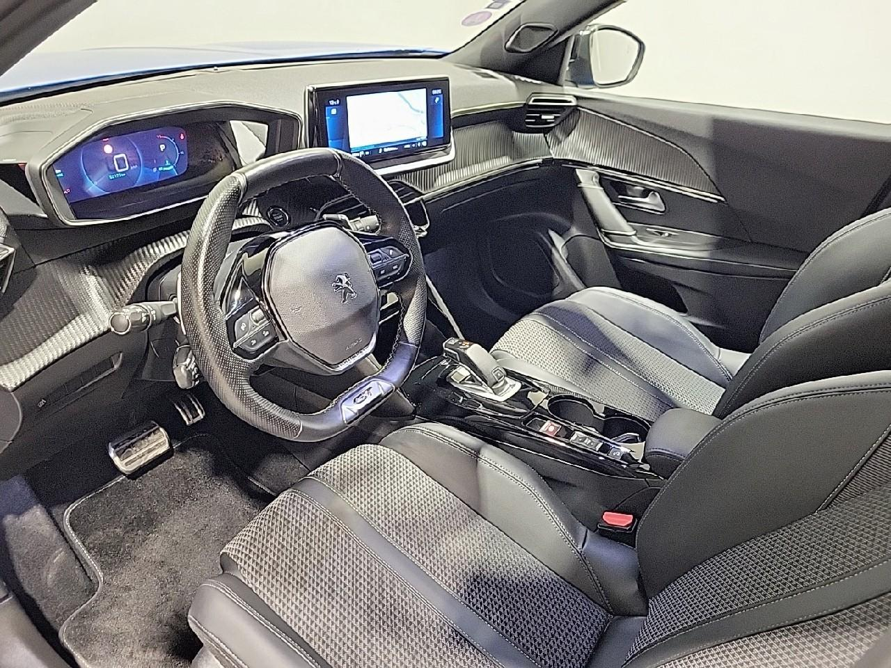 Peugeot 2008 puretech 130 s&s eat8 gt — photo 9