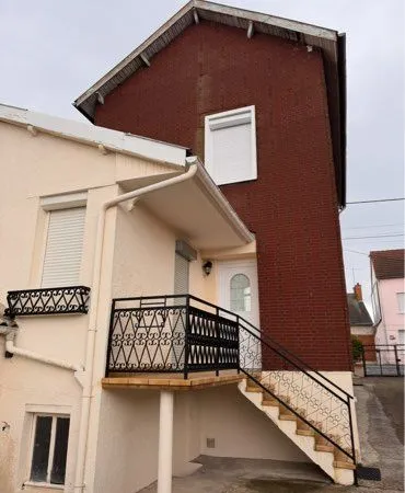 Loue Maison 4 pièces, 90m2 à Beautor