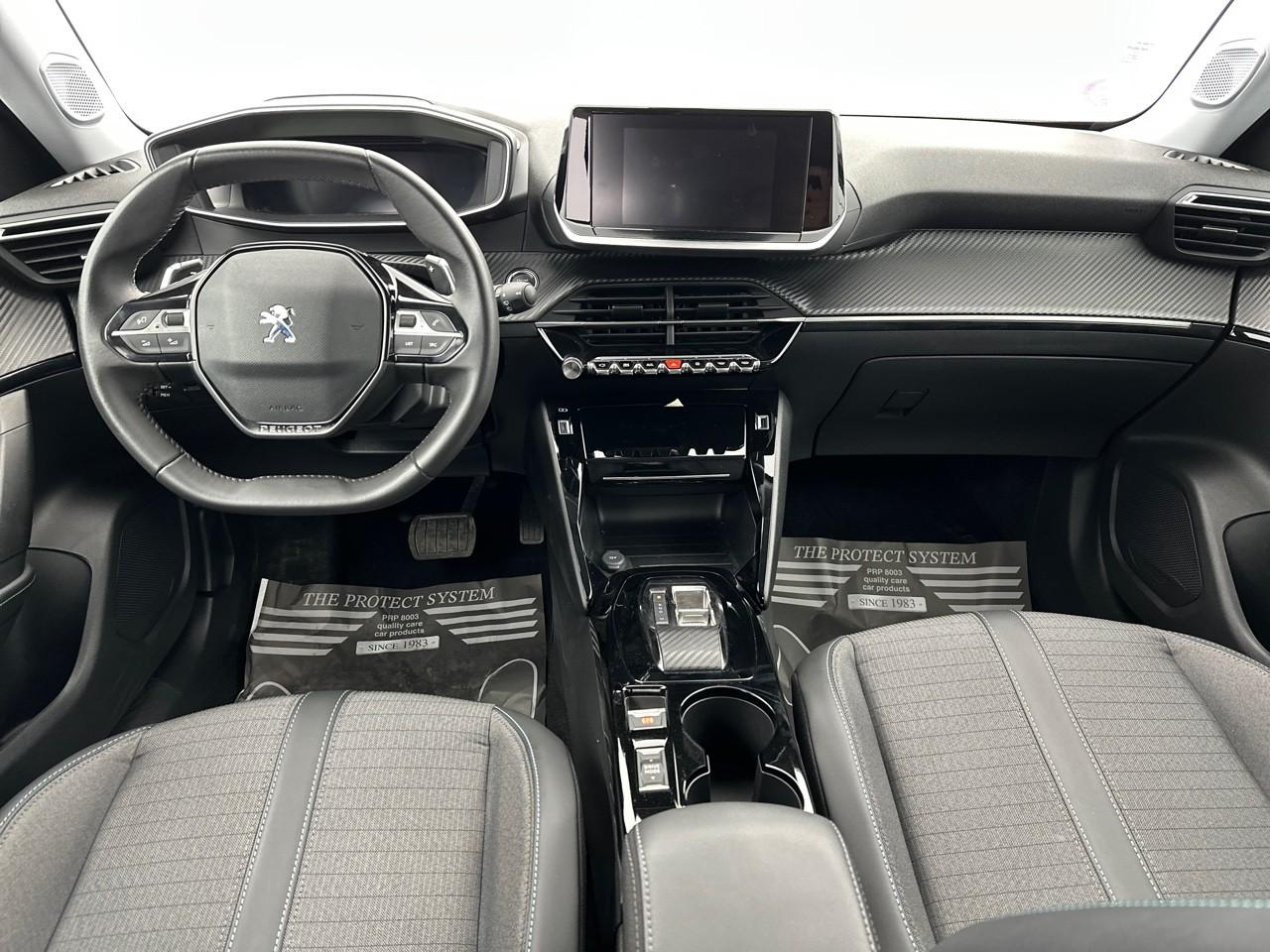 Peugeot 2008 puretech 130 s&s eat8 allure pack — photo 11