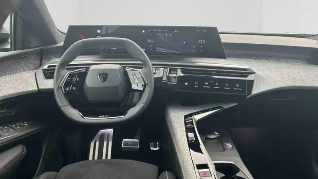 Peugeot 3008 hybrid 145 e-dcs6 — photo 21