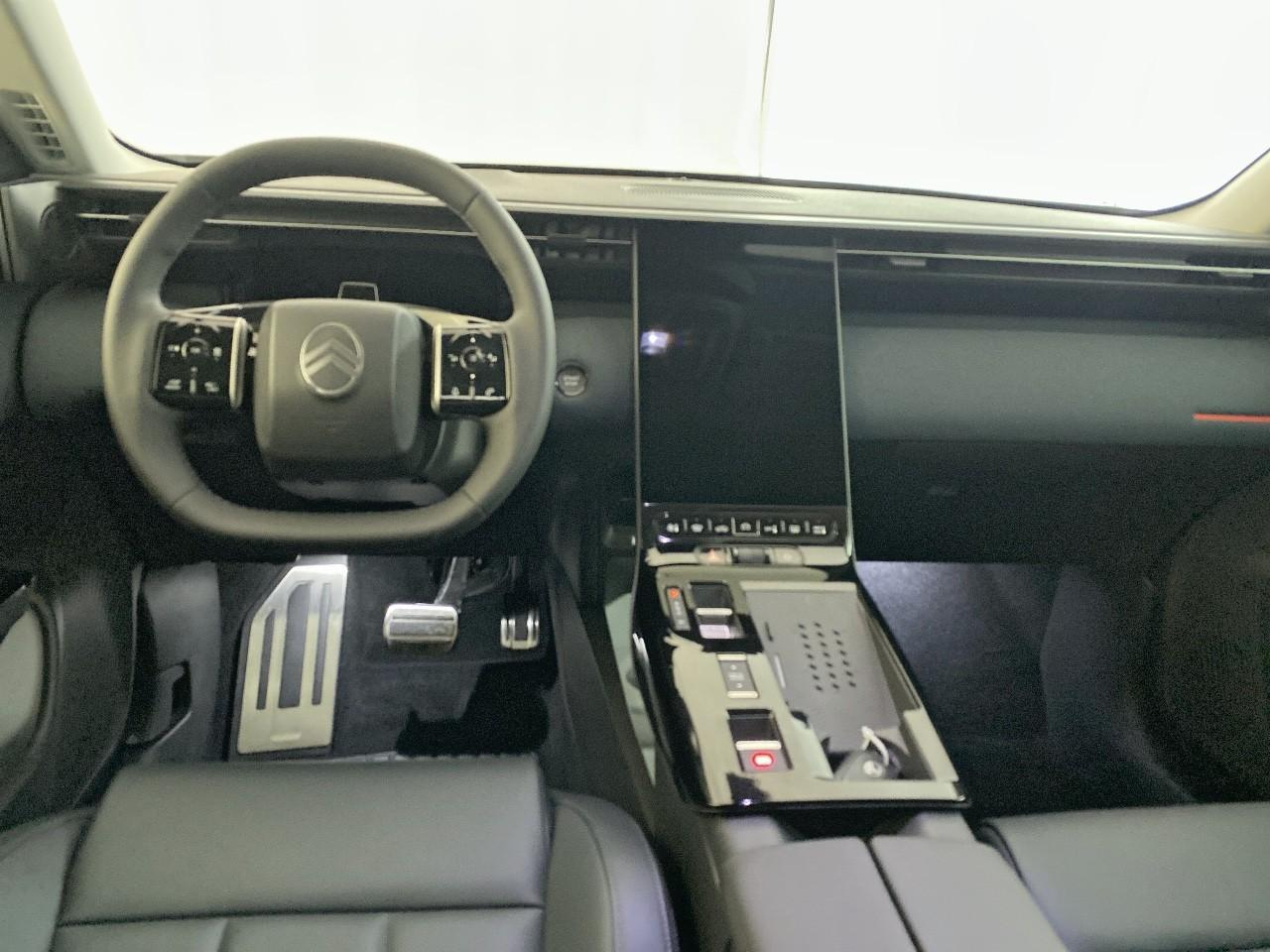 Citroën C5 Aircross hybride 145 ch e-dcs6 max — photo 8
