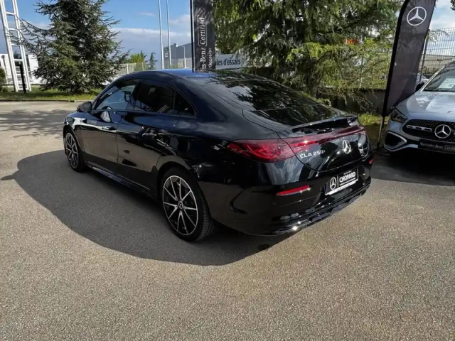 Mercedes Cla 250+ avec technologie eq — photo 5
