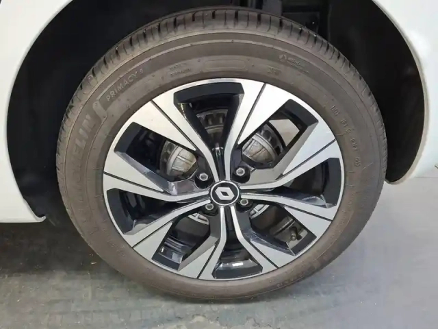Renault Clio blue dci 100 — photo 17