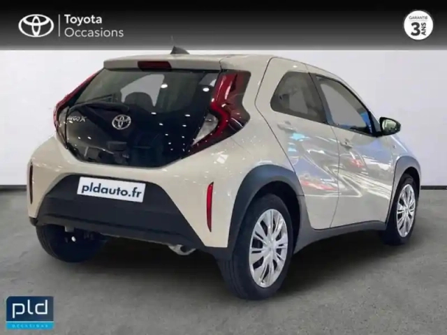 Toyota Aygo X 1.0 vvt-i 72ch dynamic — photo 7