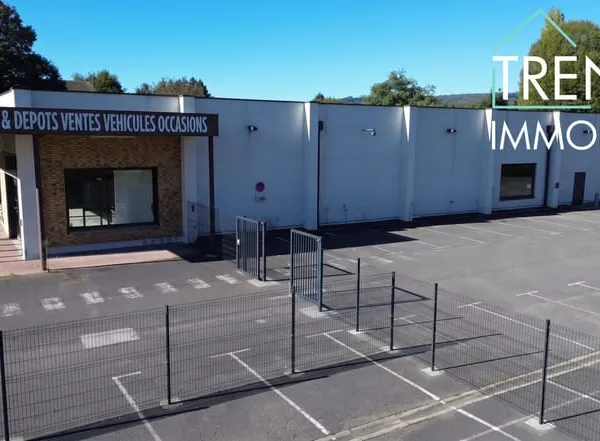 À VENDRE — Bâtiment commercial & d'activité de 1 000 m² r?