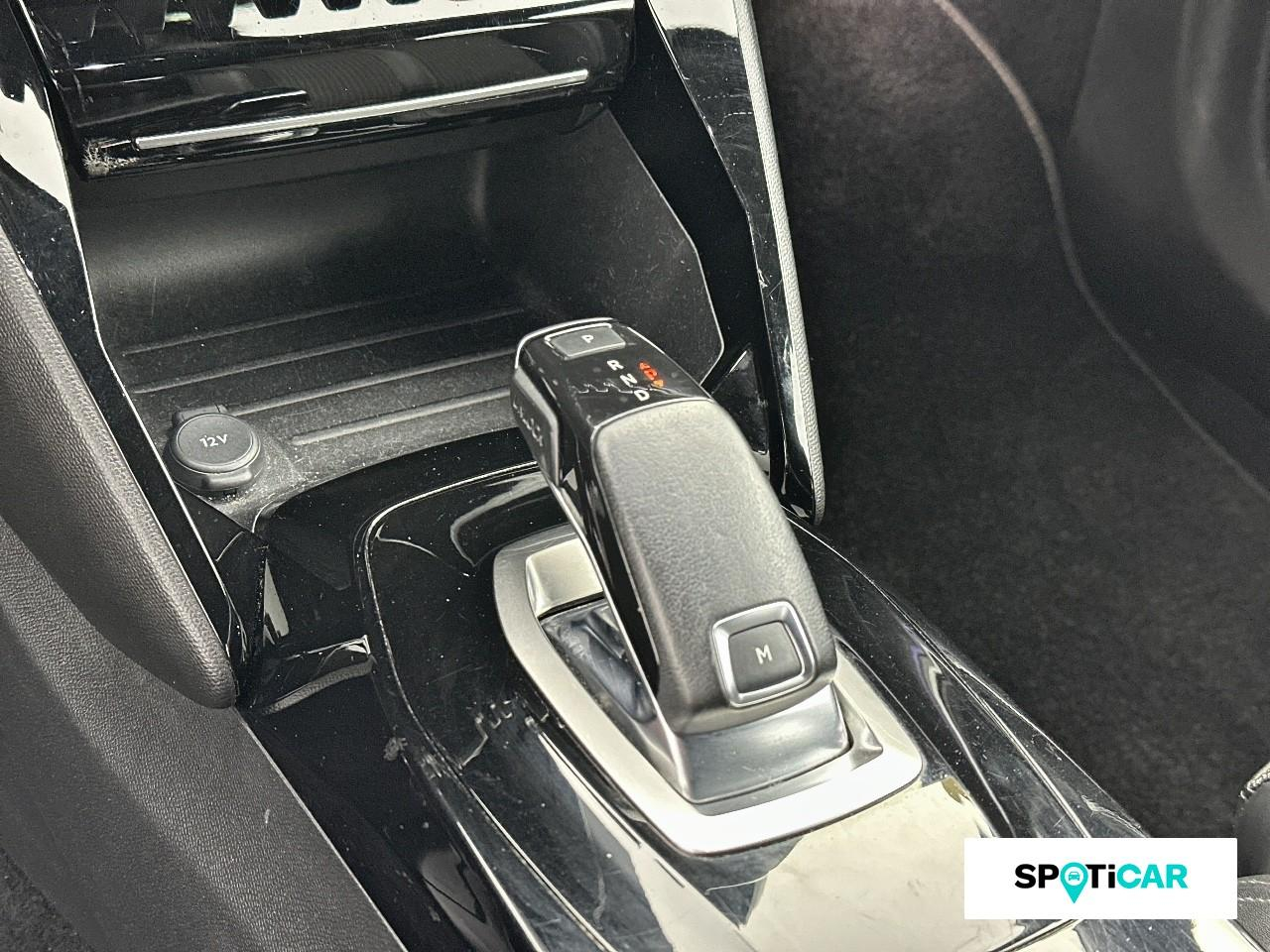 Peugeot 2008 1.5 bluehdi 130ch s&s gt eat8 125g — photo 14