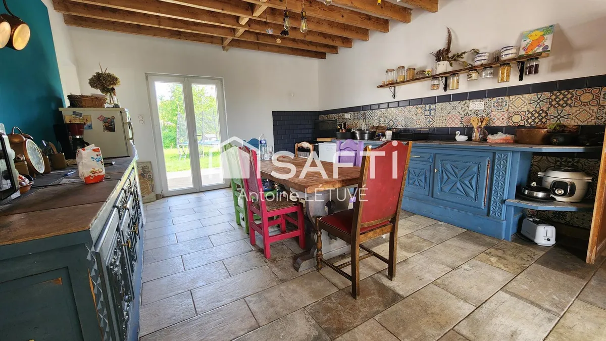 Photo 1