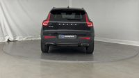 Volvo Xc40 T3 163ch R-Design Geartronic 8 — photo 6