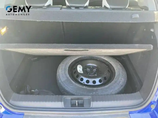 Renault Captur e-tech 145 - 21 — photo 12