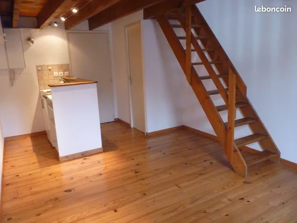 Studio 25 m2 quartier Amidonniers