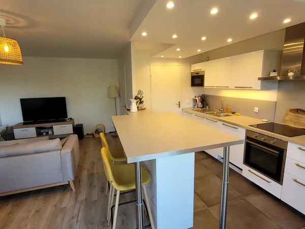 Loue T3 61,41m² 2 chambres - Lille : Secteur Louvière