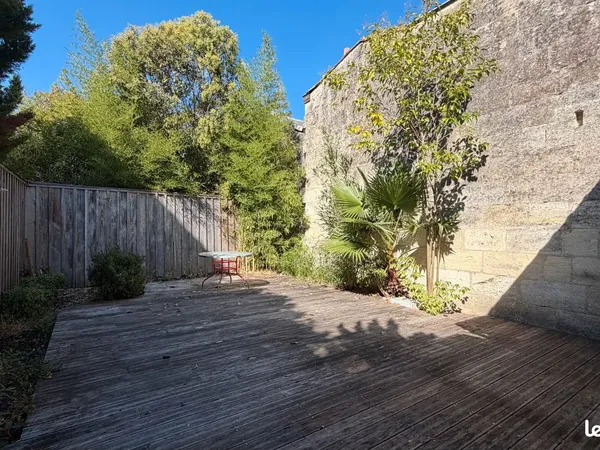 Bordeaux Centre Rue du Tondu - Maison Jardin Garage