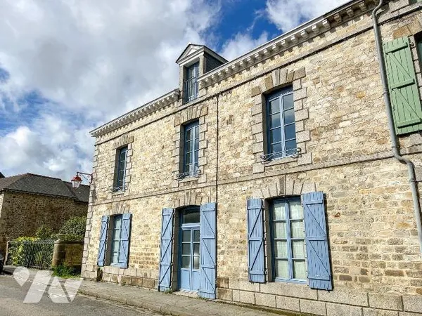 Maison 12 pièces 230 m²