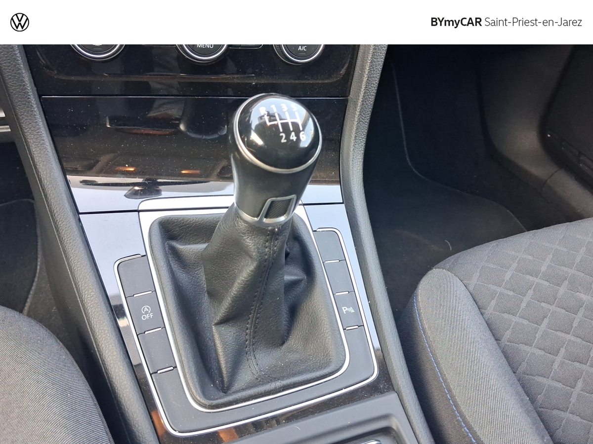 Volkswagen Golf 1.5 TSI 130 EVO BVM6 — photo 21