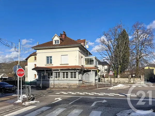 Immeuble 166 m²