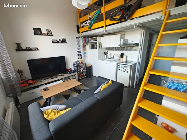 T2 en duplex rue de la Paix et sa place de parking