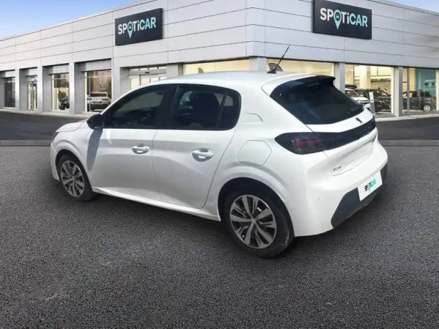 Peugeot 208 puretech 100 s&amp;s bvm6 — photo 17