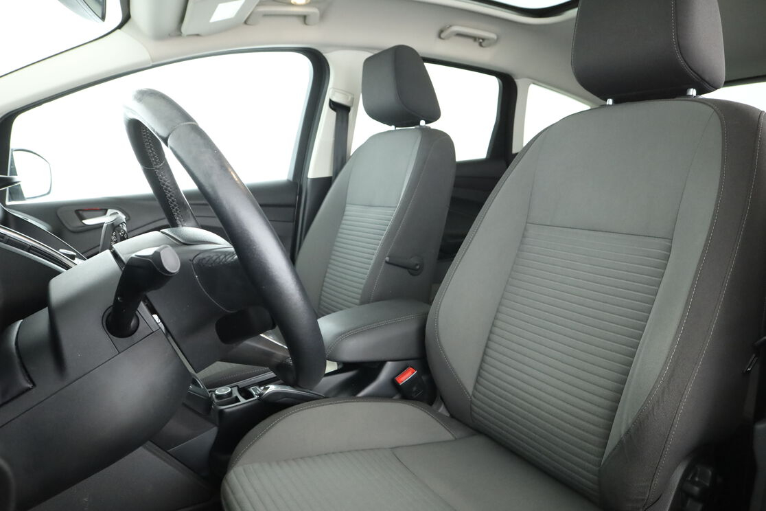 Ford C-Max 1.5 TDCi Titanium PowerShift — photo 9