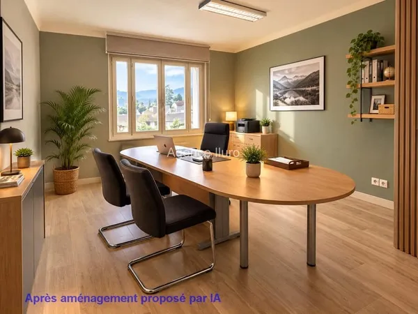 Oloron Centre-Ville - A Vendre Local Commercial Avec Cave Privative -