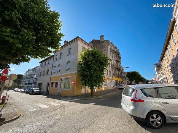 Local commercial / bureaux à louer - Annonay - Jusqu'à 121 m²
